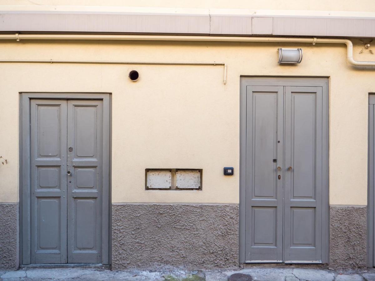 ميلان The Best Rent - Studio Nearby Sant'Agostino Metro المظهر الخارجي الصورة